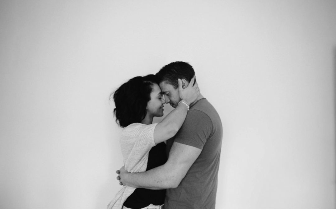 Happy Valentine – A Relaxed and Intimate Couples Shoot by Agnes Black